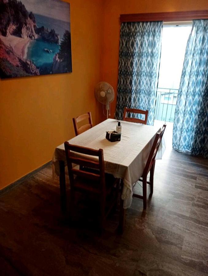 Όμορφο Και Ευρύχωρο Διαμέρισμα Με Θέα! Apartment Nafplio Bagian luar foto
